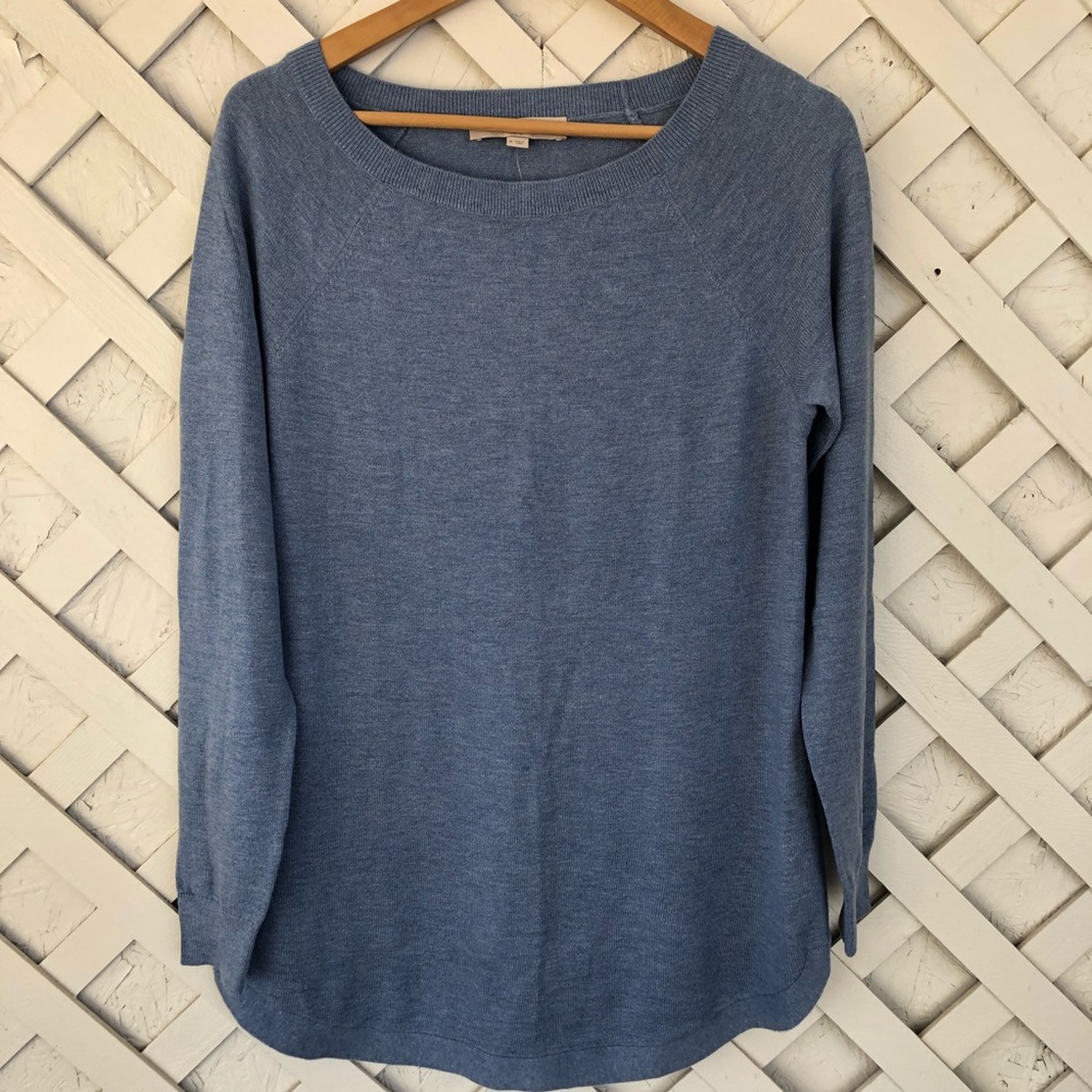 Loft Soft Knit Long Sleeve Top Casual Minimalist Lightweight Medium